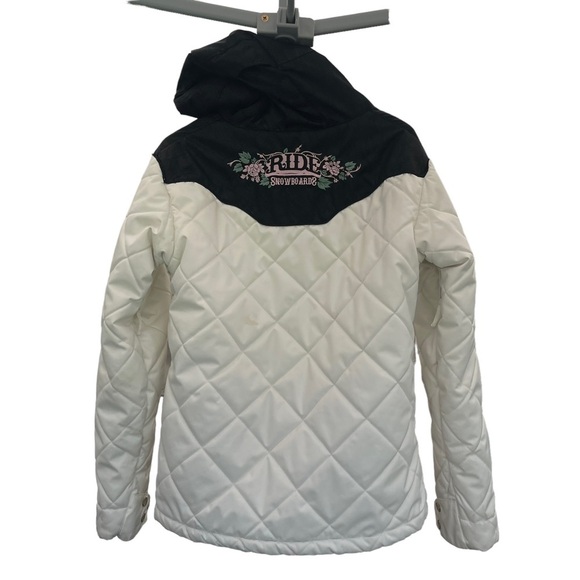 Ride‎ snowboards cell five puffer snow ski jacket warm, ties and secure pockets - Picture 2 of 15